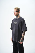 Erkek Feel Nakış Detaylı Oversize T-Shirt Füme
