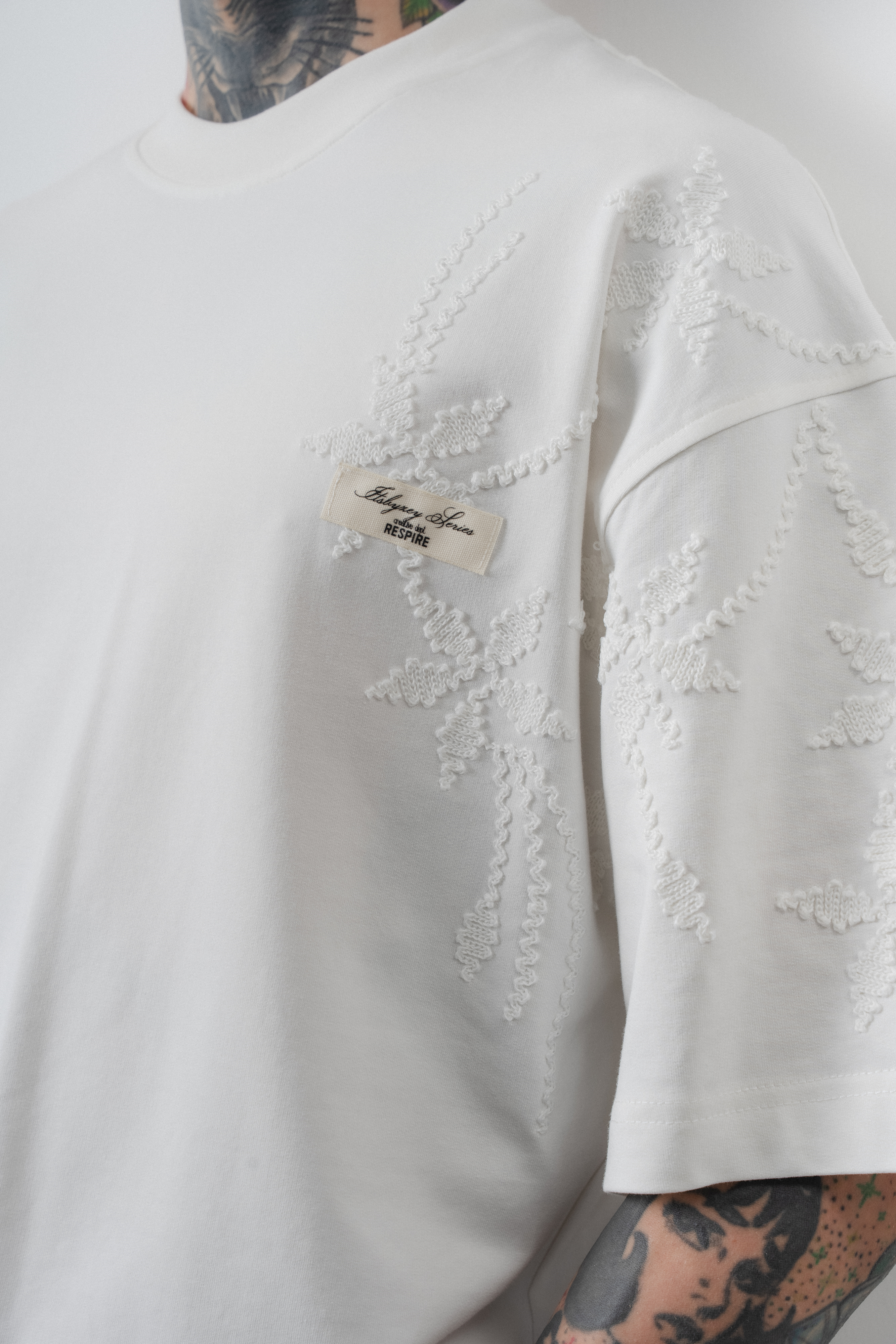 Erkek Minimalism Series Nakışlı Oversized T-Shirt Beyaz