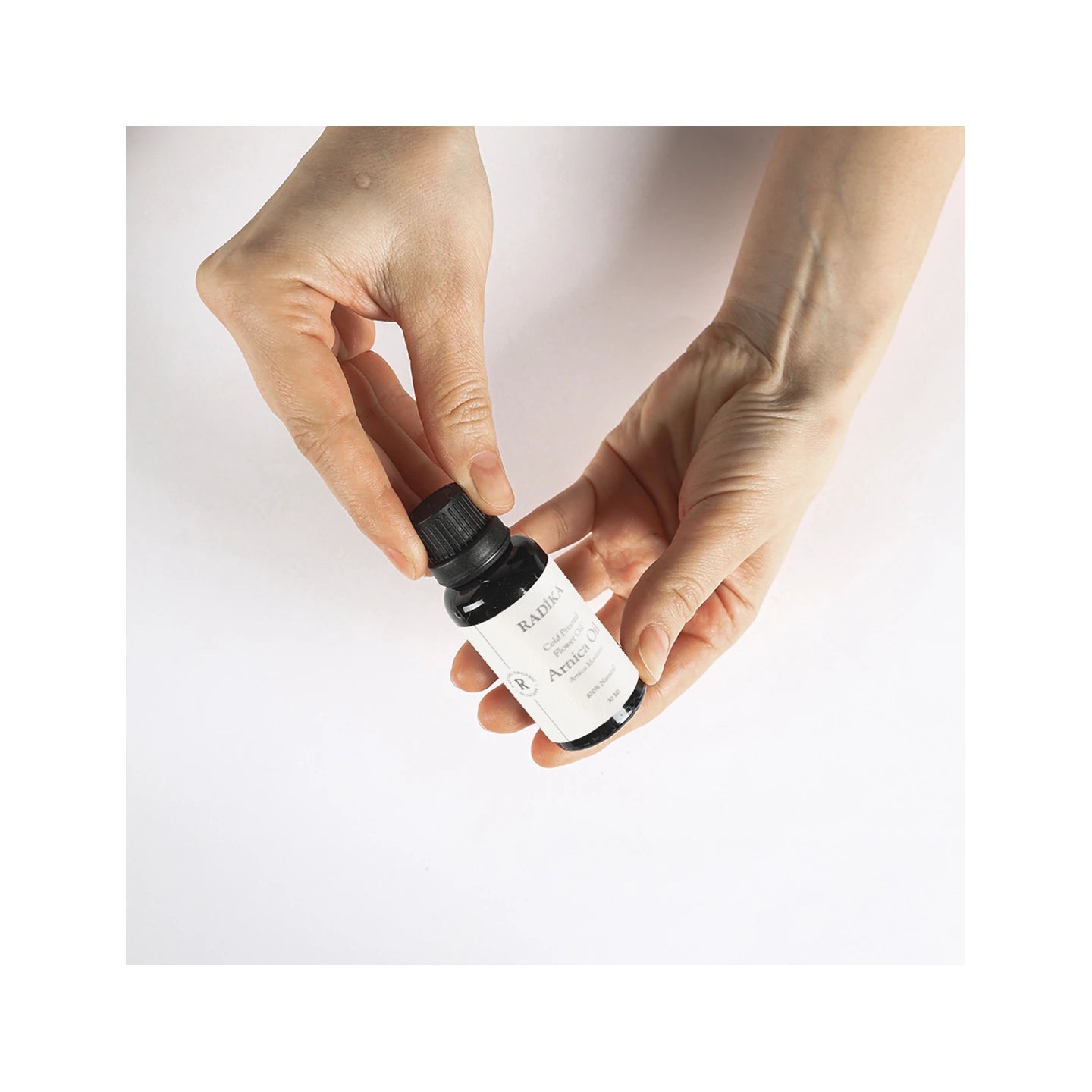 Arnika Yağı (Maserasyon Yöntemiyle Üretilmiş)