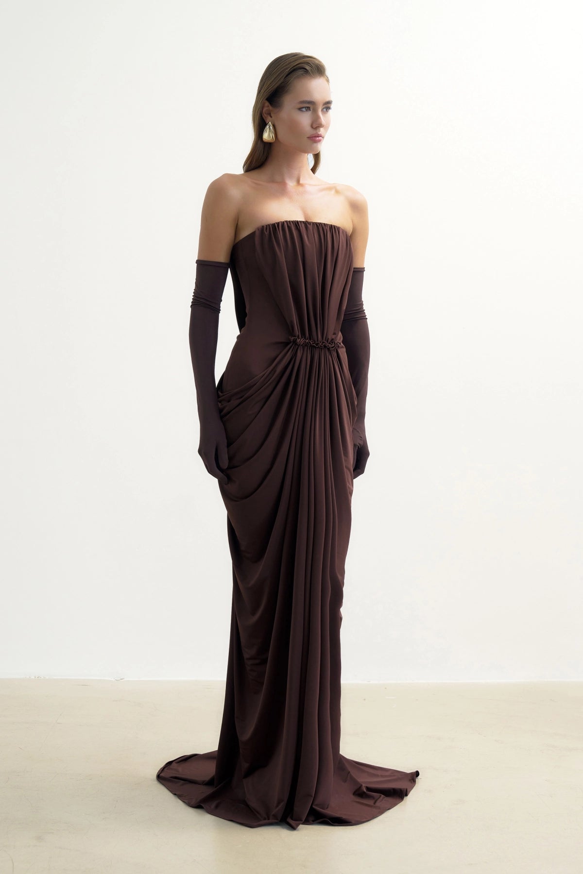 Kahverengi Drape Detayli Straplez Maxi ElbiSe