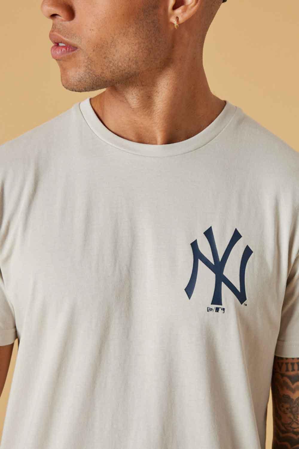 NEW ERA T-SHIRT NEW YORK YANKEES MLB LEAGUE ESSENTIAL BLACK PROMO 2X50USD