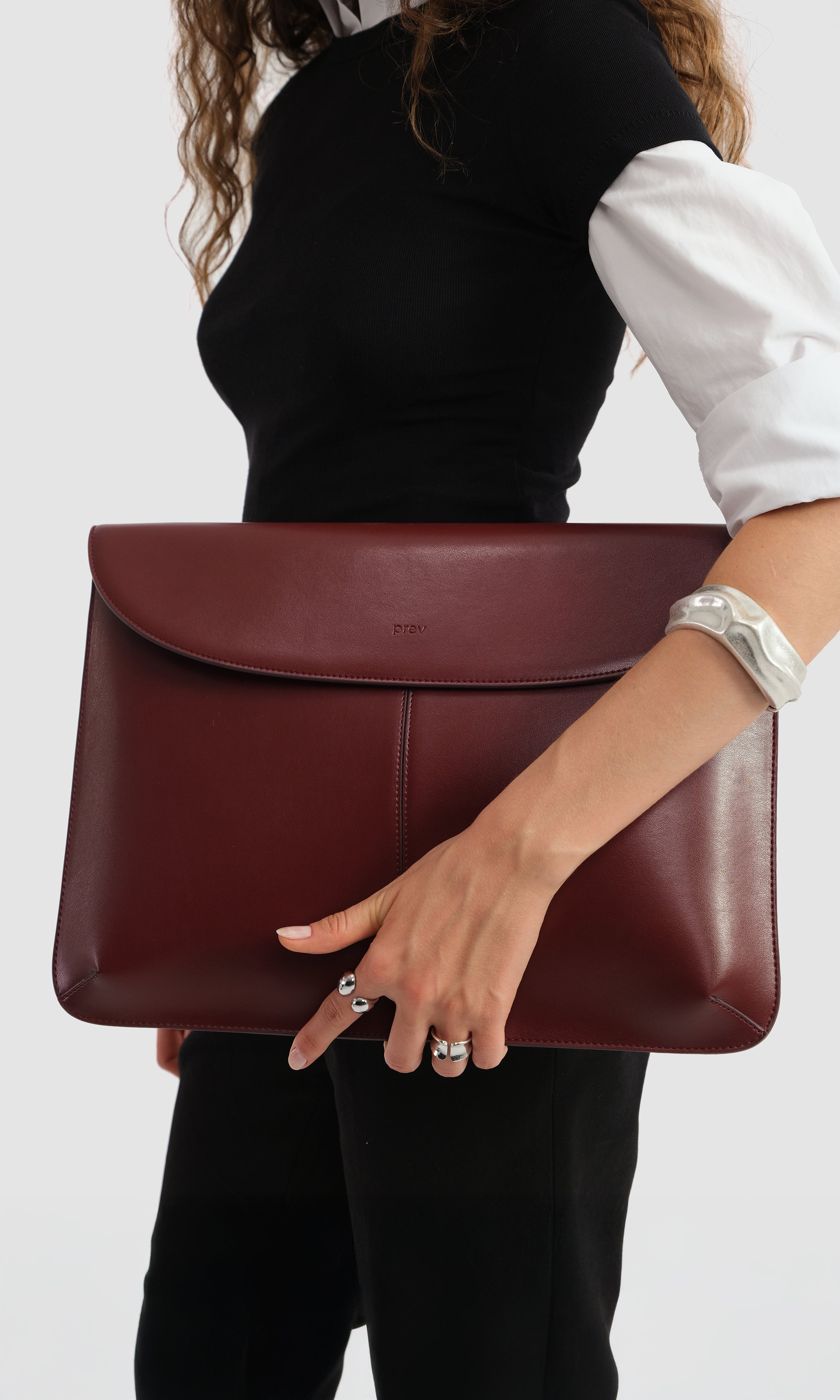 Loyauté - Bordeaux Laptop Bag