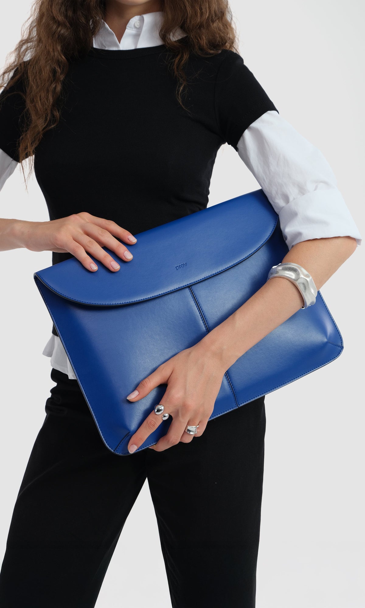 Loyauté - Electric Laptop Bag