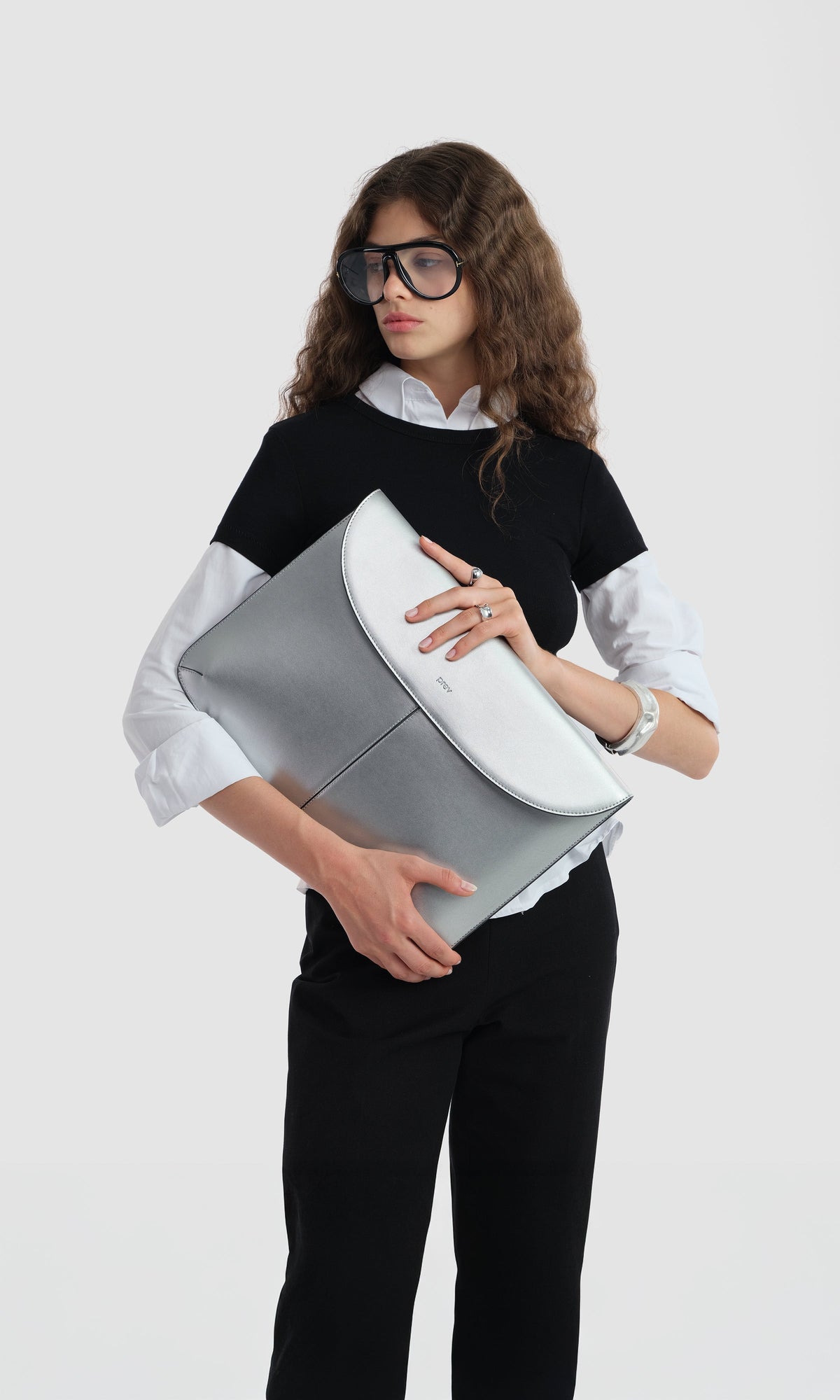 Loyauté - Metal Laptop Bag