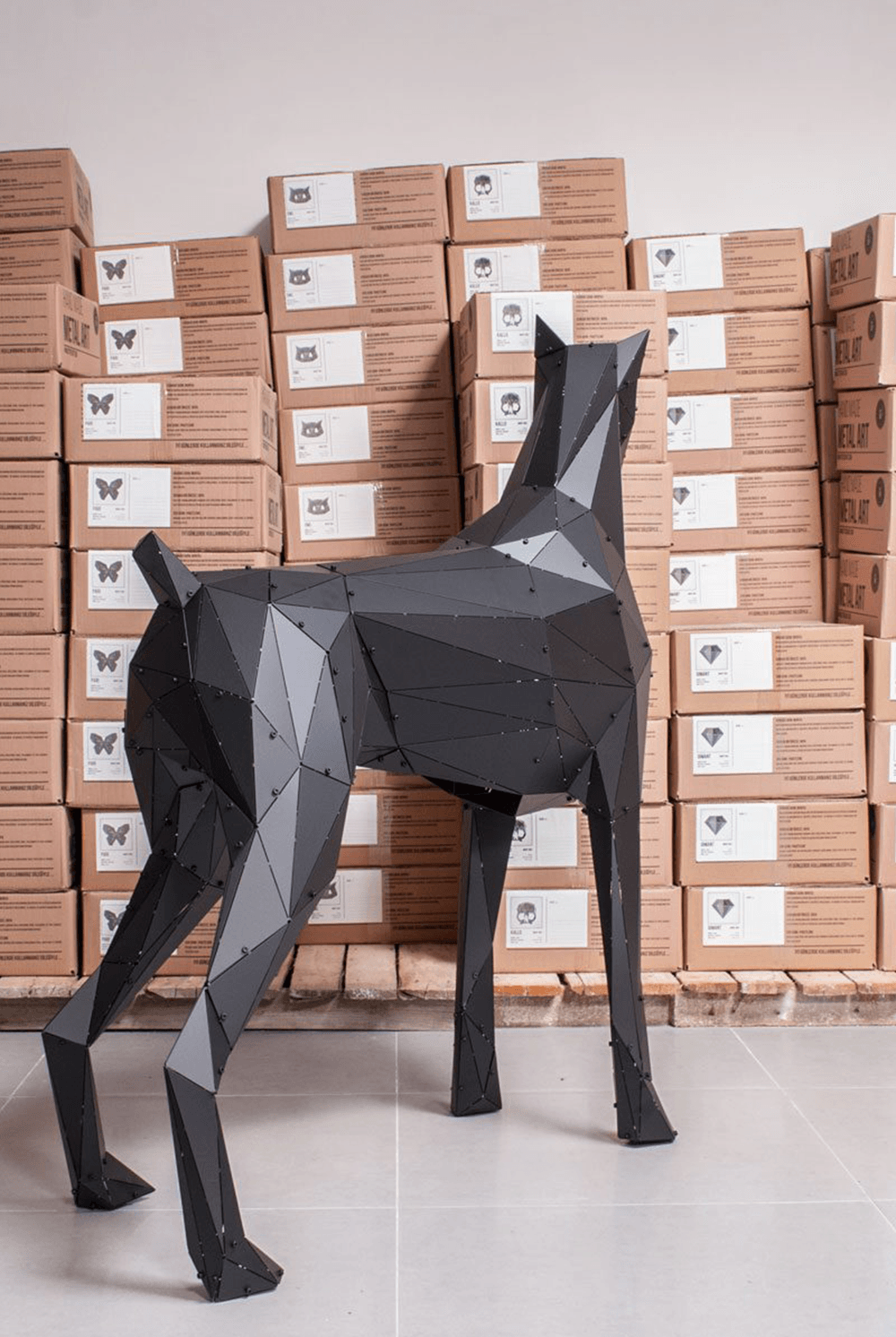OTTOCKRAFT | Dekoratif Objeler | OTTOCKRAFT™ | DOBERMAN XL - 3D Geometrik Metal Köpek Figürü | Milagron 