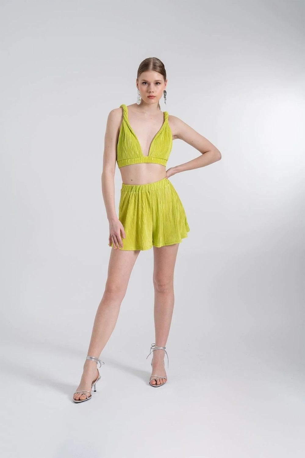 Beli Lastikli Mini Comfy Şort Yeşil - 2