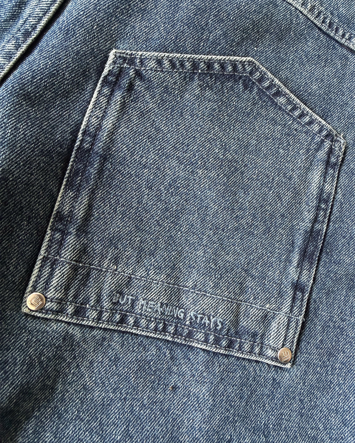 Unisex Relaxed Fit FM Icon Logo Kabartmalı Premium Denim Şort - Lacivert - 8