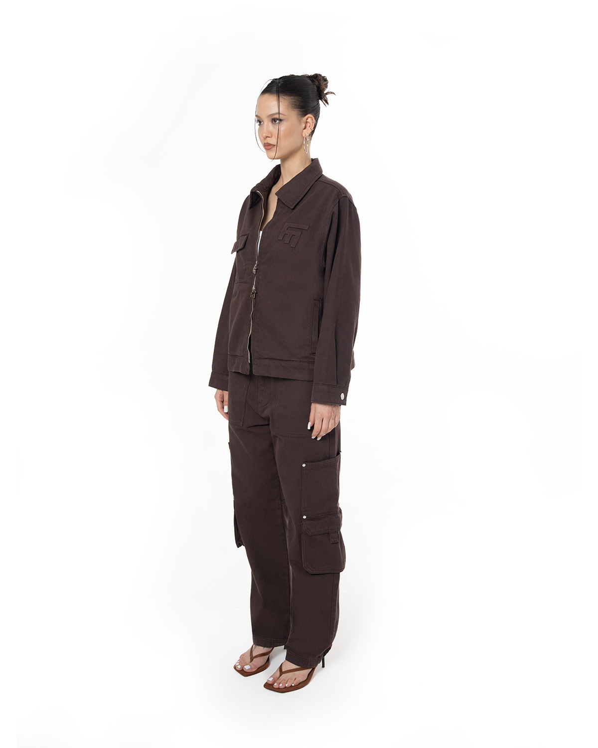 Unisex Relaxed Fit Logo Kabartmalı Nakış Detaylı Premium Kargo Pantolon - Kahverengi - 3