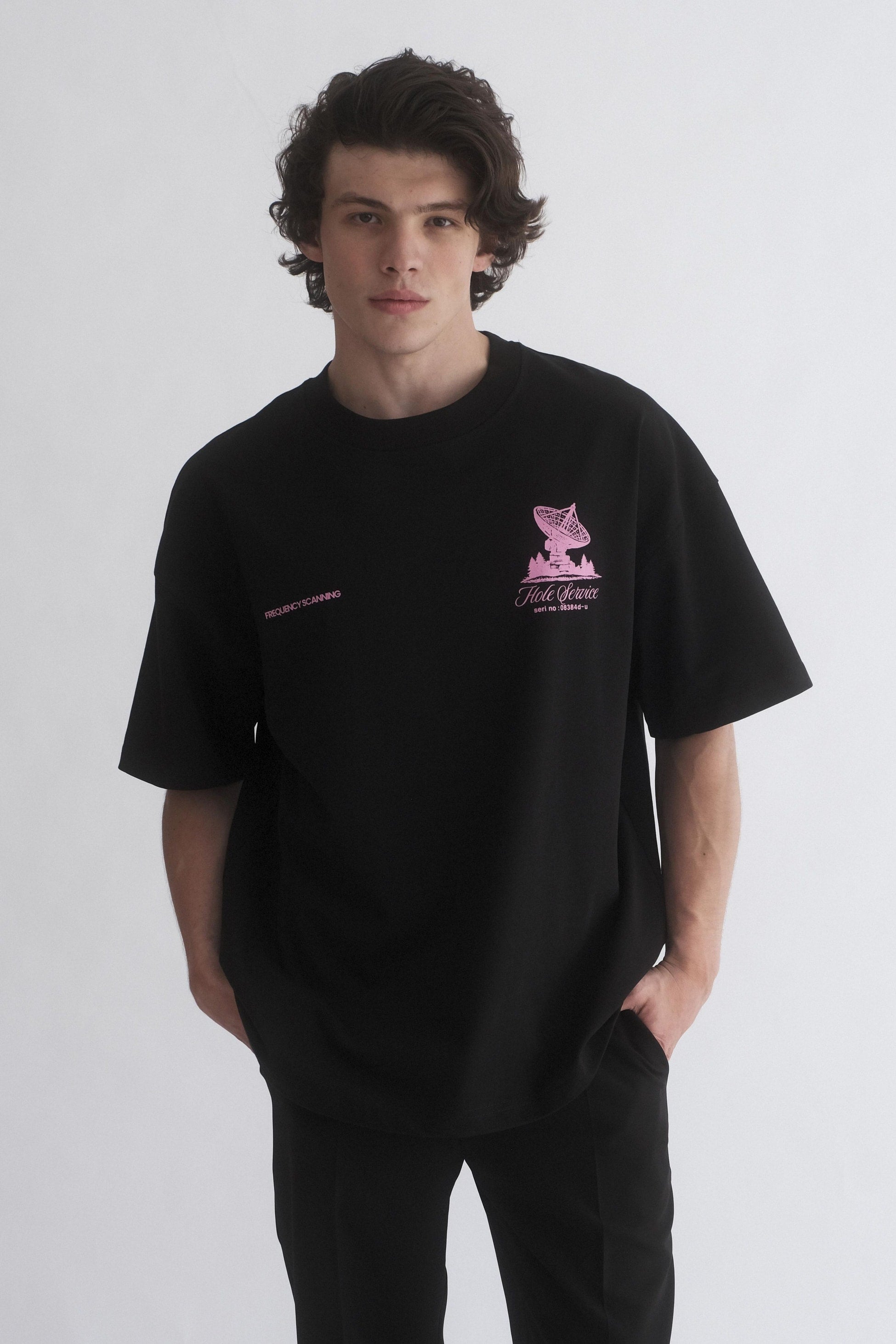 Hole Service Satellite Baskılı Oversize T-Shirt - 10