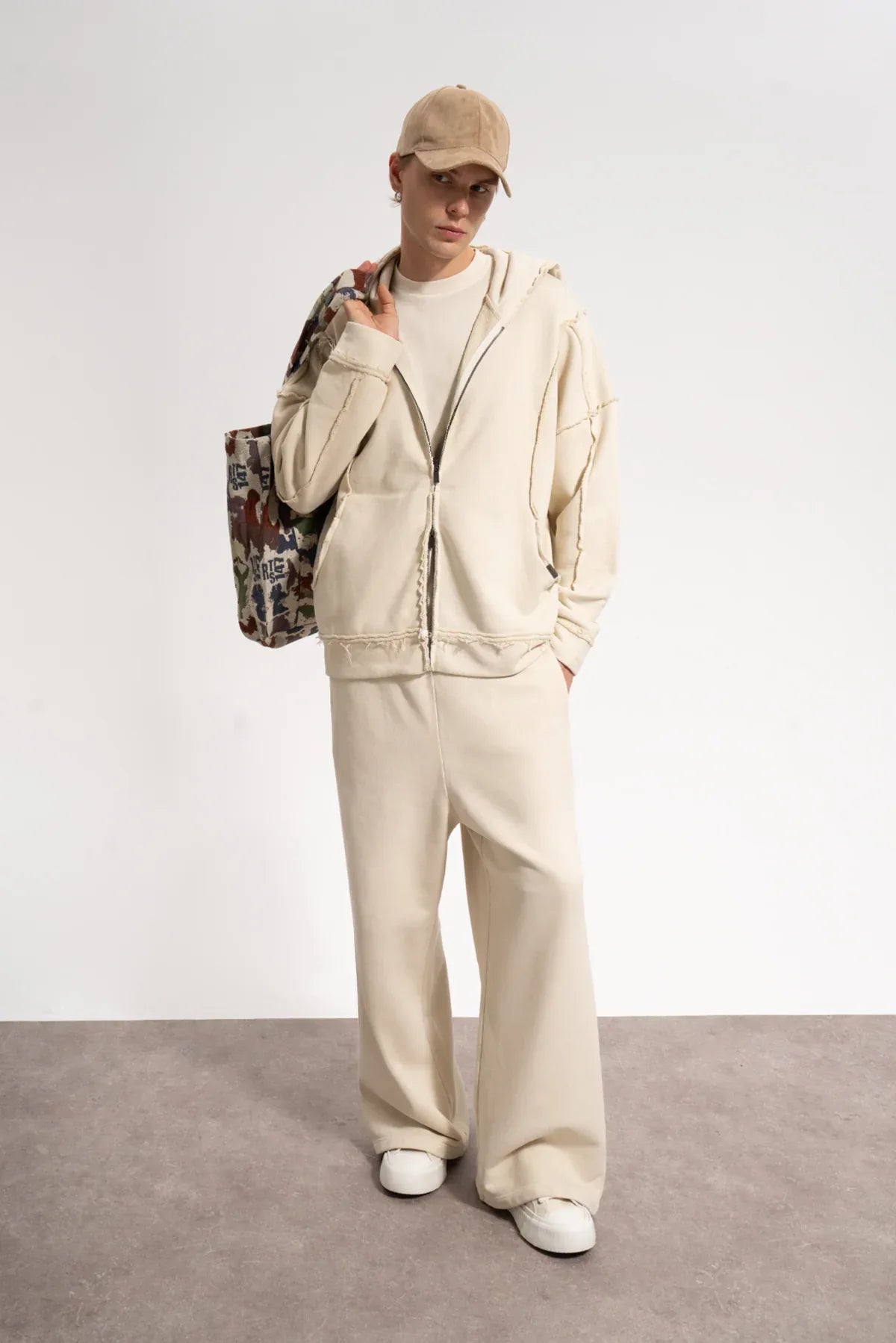 Erkek Baggy Fit Washed Sweatpants - Bej