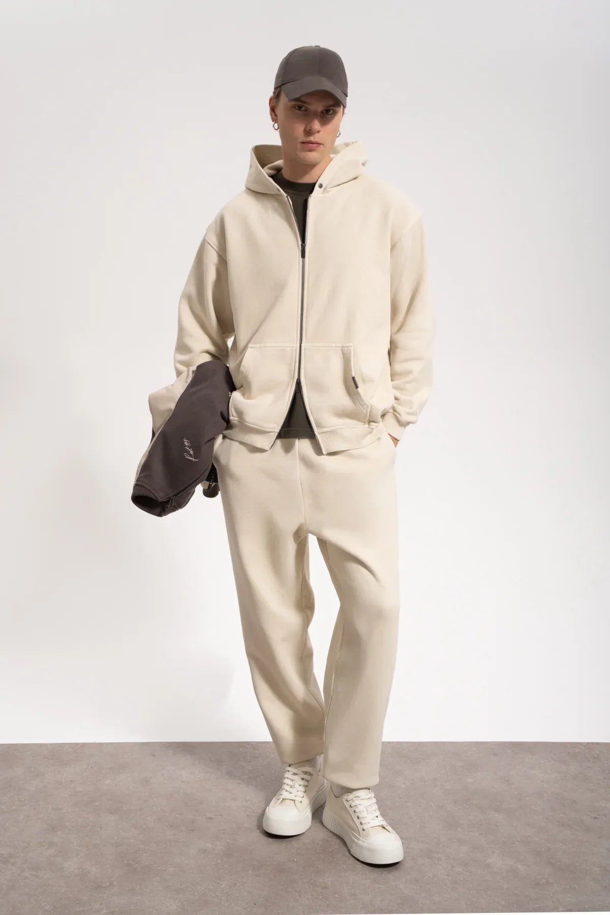 Erkek Relaxed Fit Washed Sweatpants - Bej