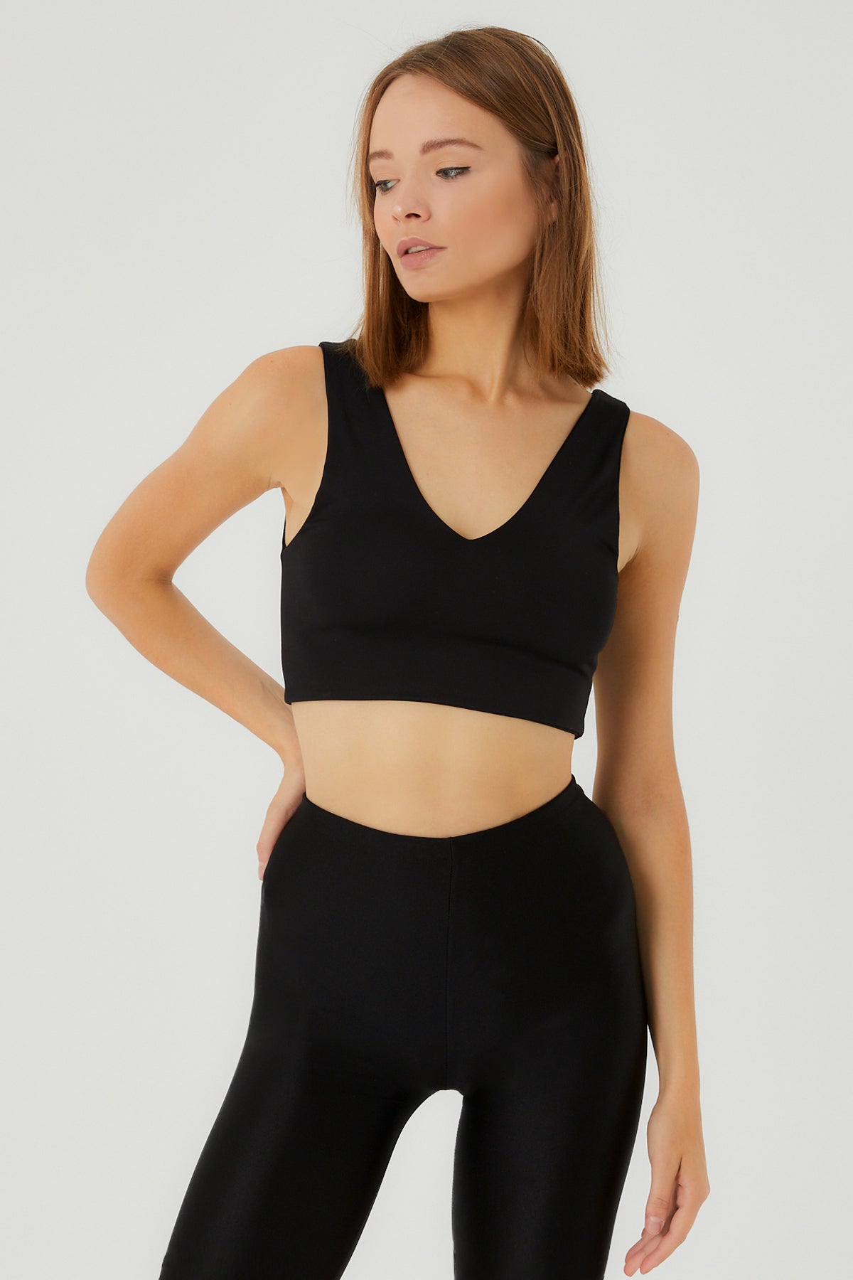 Liene V Yaka Crop Top | Siyah