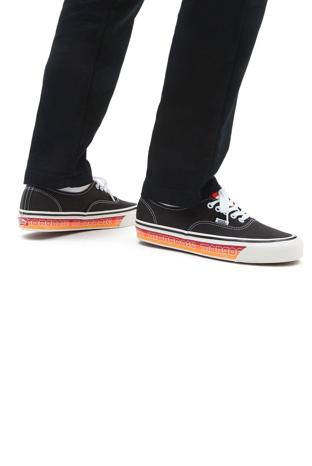 Vans | UA Authentic 44 DX Black 1 | Milagron