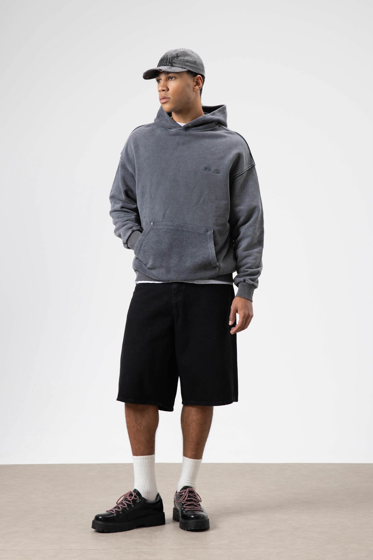 Oversize Yıkamalı Baskılı Kapüşonlu Sweatshirt