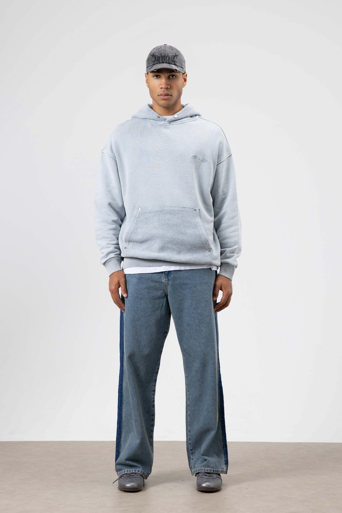 Oversize Yıkamalı Baskılı Kapüşonlu Sweatshirt
