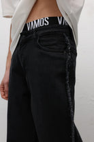 Yan Dikiş Detaylı Baggy Jean