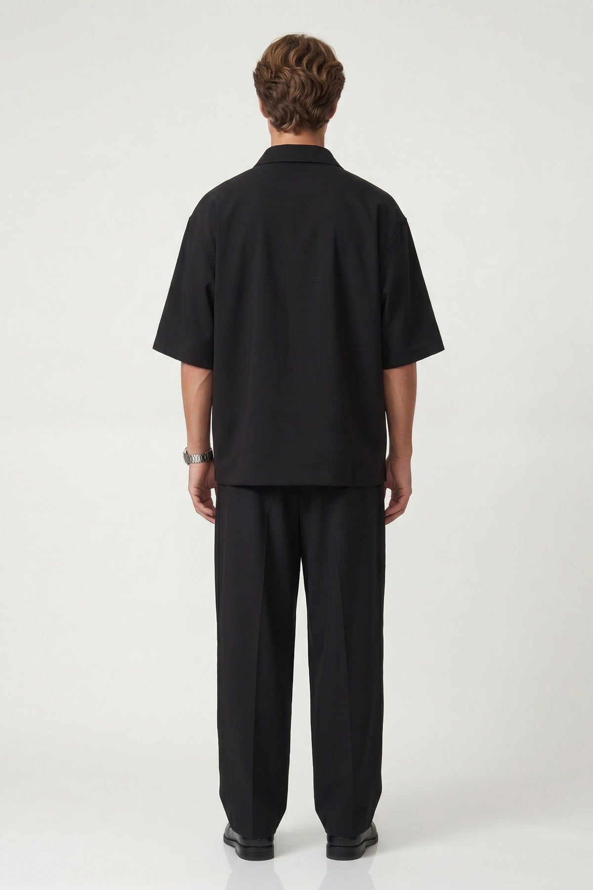 Oversize Esnek Kumaşlı Cepli Gömlek