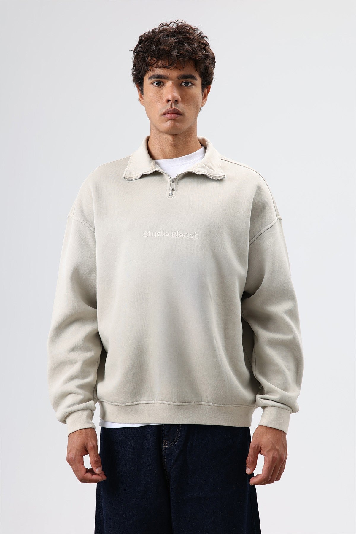Yaka Fermuarlı Oversize Sweatshirt