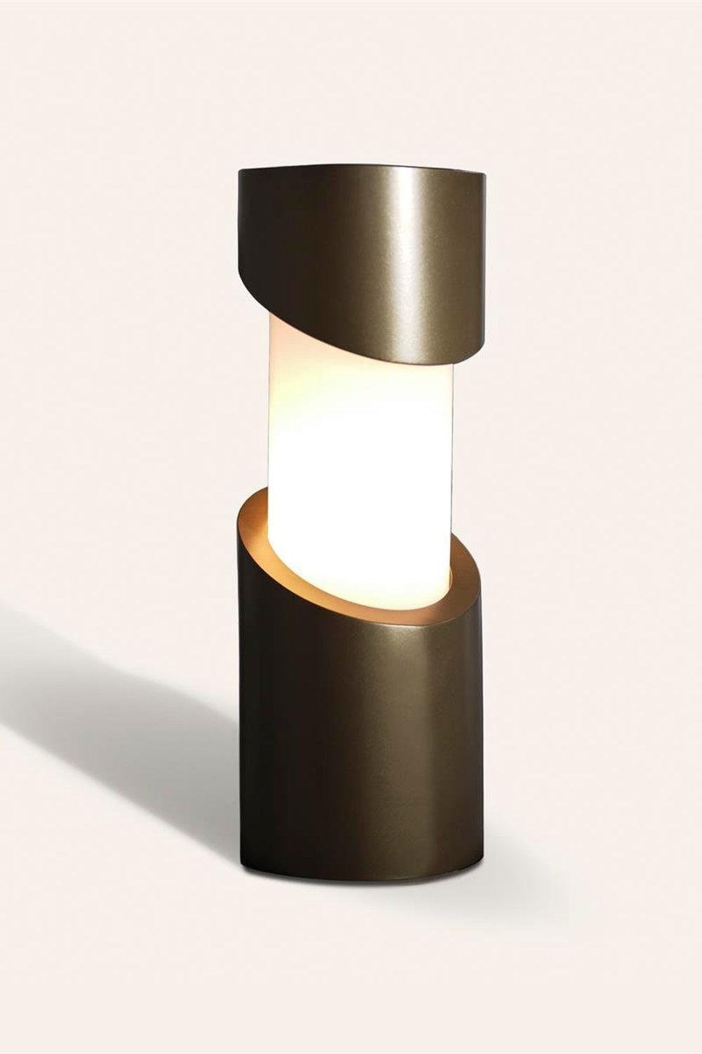 F.lineStudio-Mone Lamba-Masa Lambası-1-Milagron.com