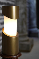 F.lineStudio-Mone Lamba-Masa Lambası-2-Milagron.com