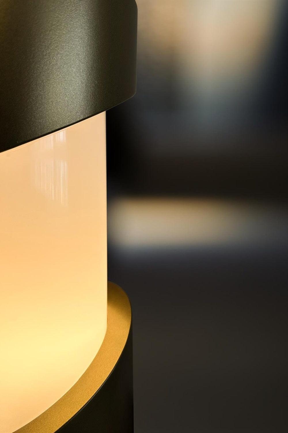 F.lineStudio-Mone Lamba-Masa Lambası-4-Milagron.com