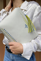 Geomi-Mun Clutch - Vanilya-Clutch-2-Milagron.com