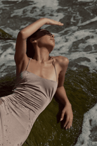 Iquoniq-Ruby Edition in Nude-Elbise-2-Milagron.com