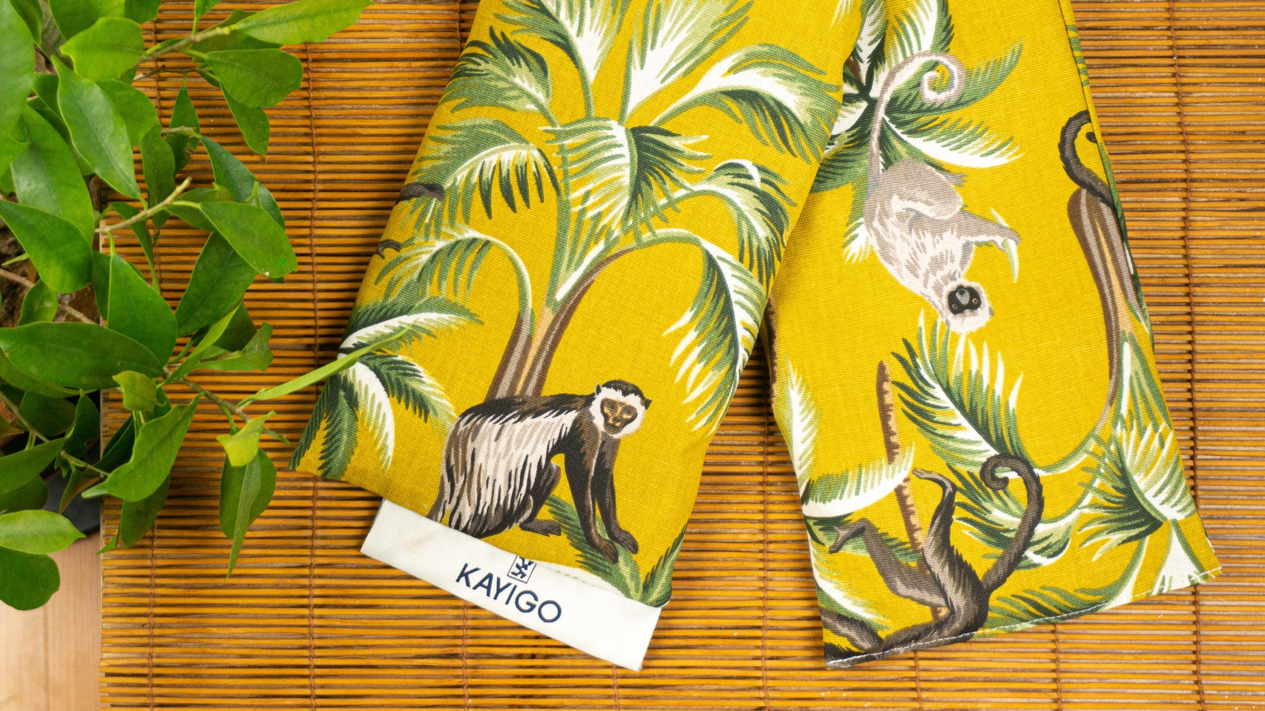 Kayigo-Warmy Ilık Sarılma Yastığı Maymun-Boyun Yastığı-5-Milagron.com