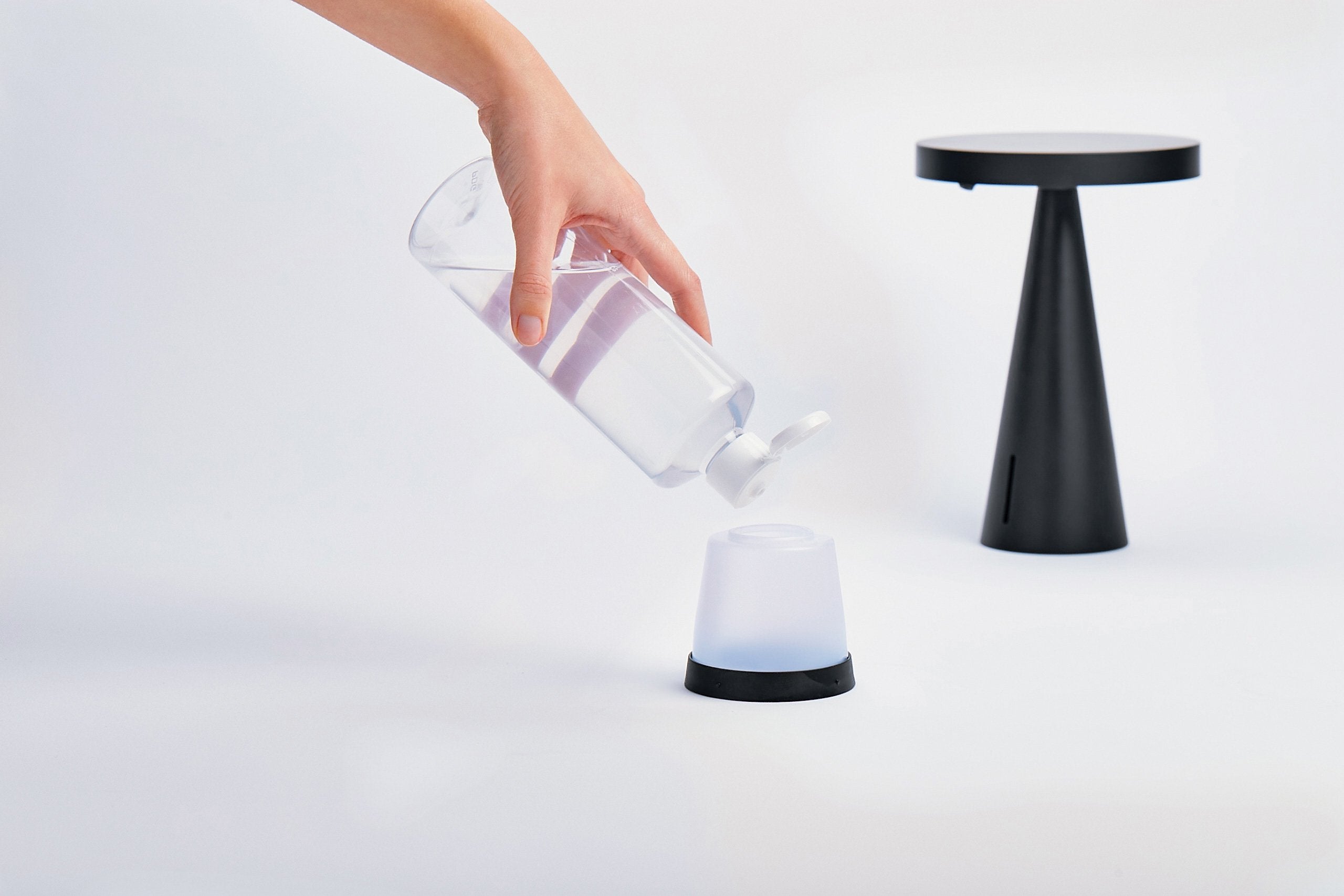 Lexon-Mano Sensörlü Aydınlatmalı Jel Sabun Dispanseri Siyah-Sabunluk-5-Milagron.com