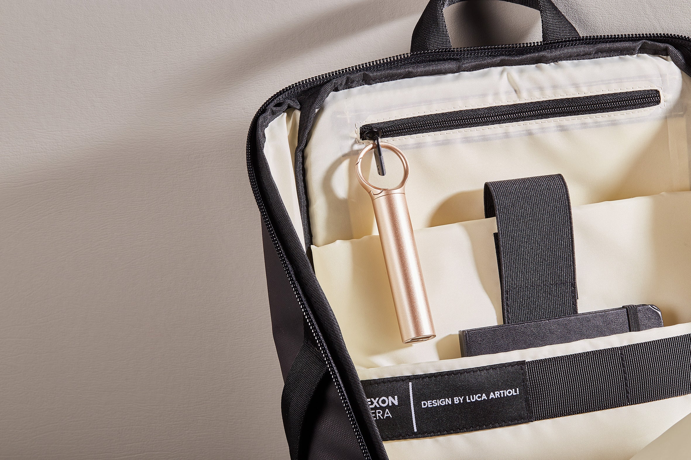 Lexon-Nomaday Powerbank Dore-Powerbank-3-Milagron.com