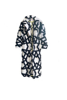 Mirimalist-XXX Siyah Beyaz Kürk Uzun Kaban-Kaban-1-Milagron.com