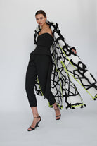 Mirimalist-XXX Siyah Beyaz Kürk Uzun Kaban-Kaban-3-Milagron.com