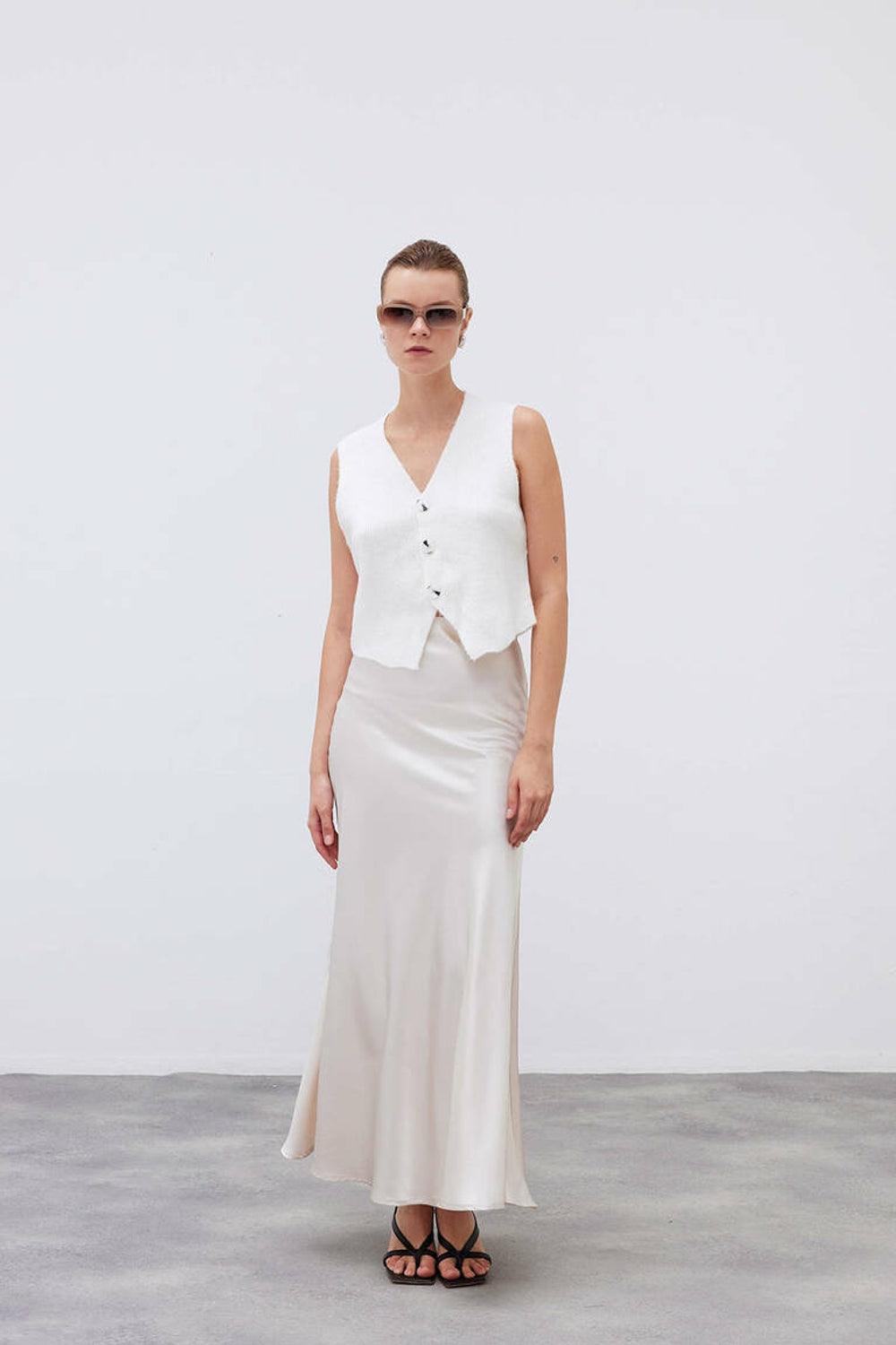 Mozto-SORUNLU - Larissa Maxi Satin Skirt-Etek-1-Milagron.com