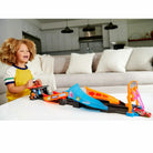 Pixar Cars-Cars Karanlıkta Parlayan Yarışçılar Pist Seti-Oyuncak Arabalar ve Setleri-5-Milagron.com