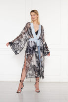 Silk Parade-Saf İpek Yakma Şifon Sİyah Beyaz Desenli Kimono-Kimono-1-Milagron.com