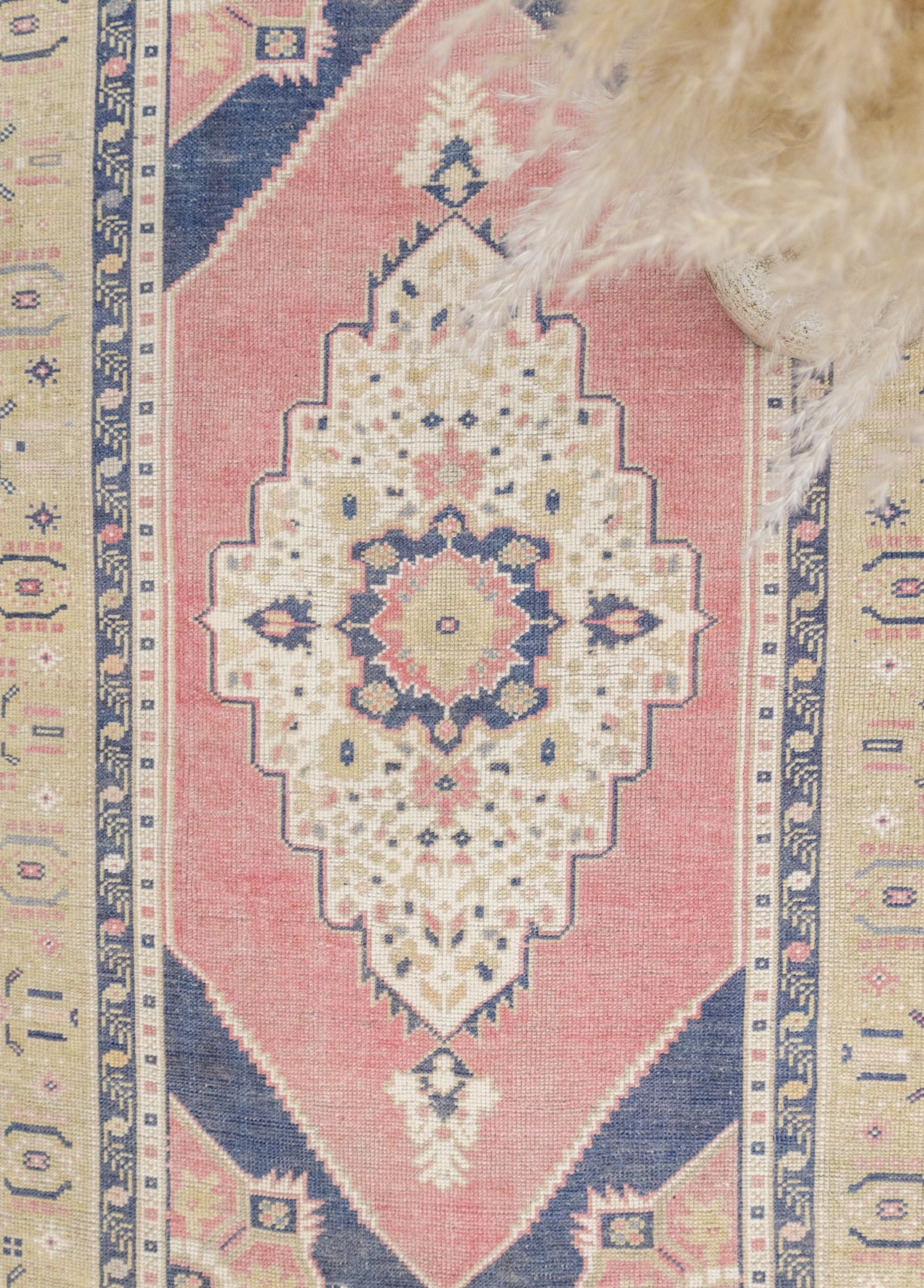 Soho Antiq-Anka El Dokuma Yünlü Taşpınar Halısı 111x191 Cm-Halı-3-Milagron.com