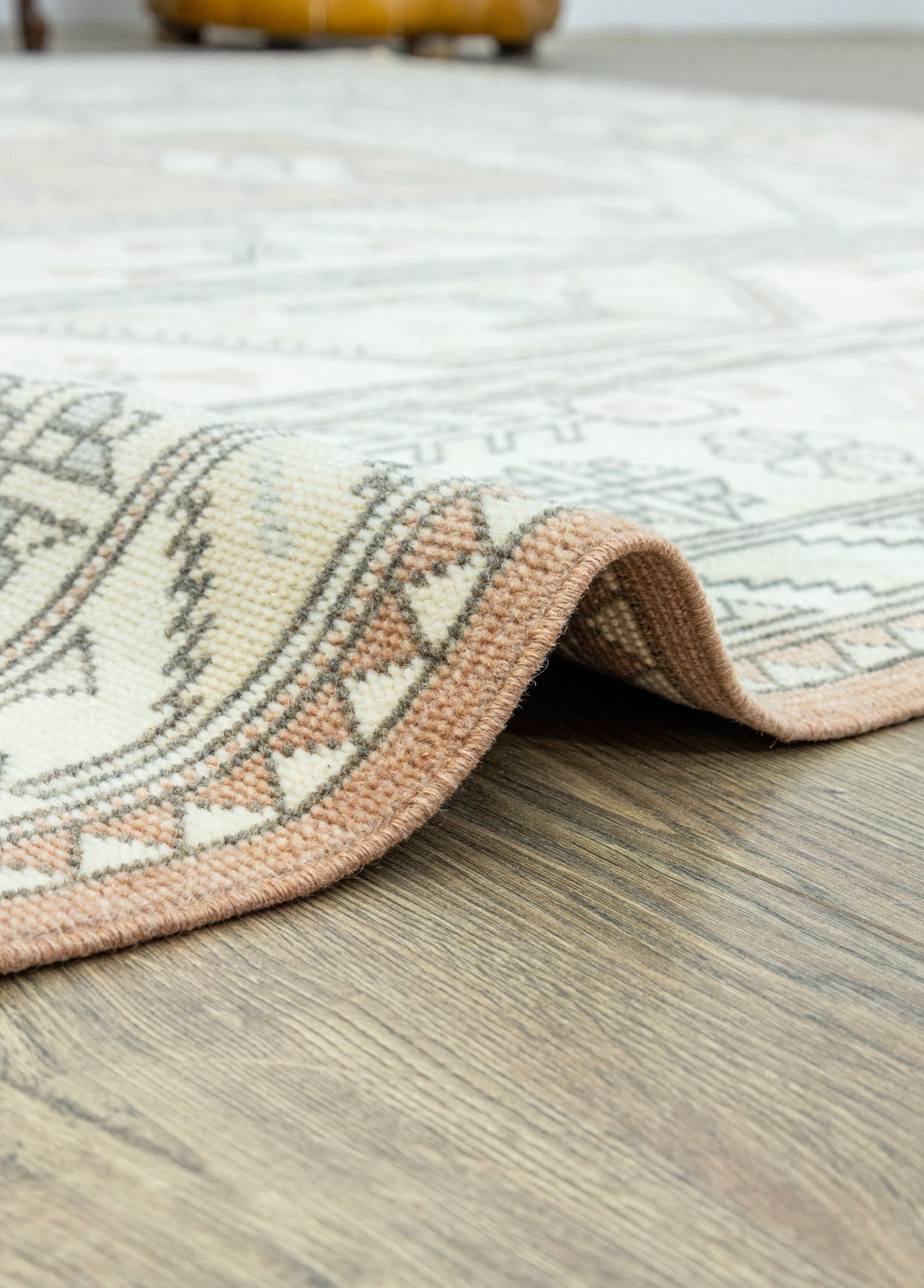 Soho Antiq-Beytus El Dokuma Krem Milas Halısı 199x294 Cm-Halı-5-Milagron.com