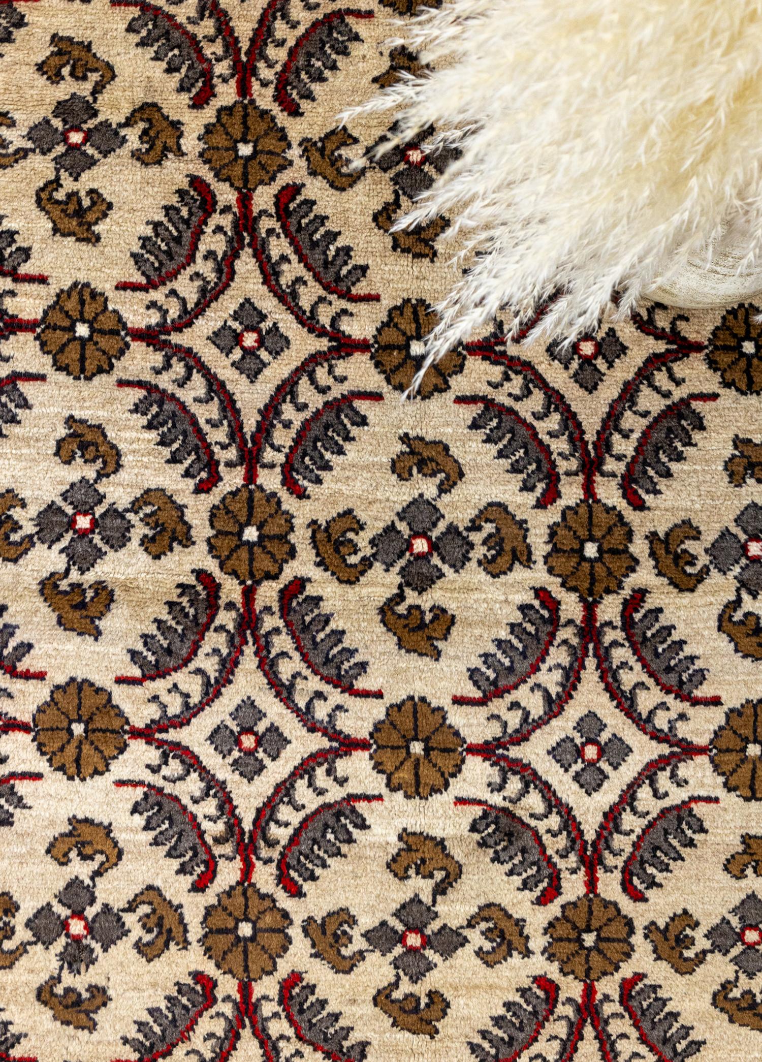 Soho Antiq-Birgi çiçek Desenli El Dokuma Kars Halısı 160x212 Cm-Halı-3-Milagron.com