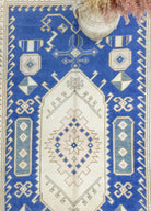 Soho Antiq-Buget İlkel Desenli El Dokuma Mavi Yün Halı 139x238 Cm-Halı-4-Milagron.com