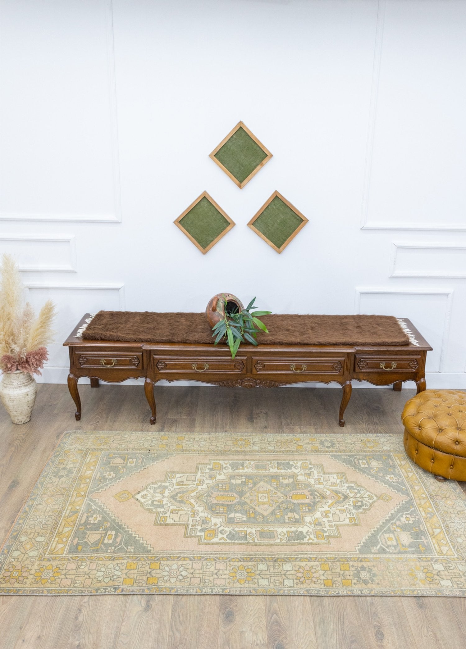 Soho Antiq-Güzler Yöresel Anadolu Desenli El Dokuma Yün Halı 124x228 Cm-Halı-2-Milagron.com