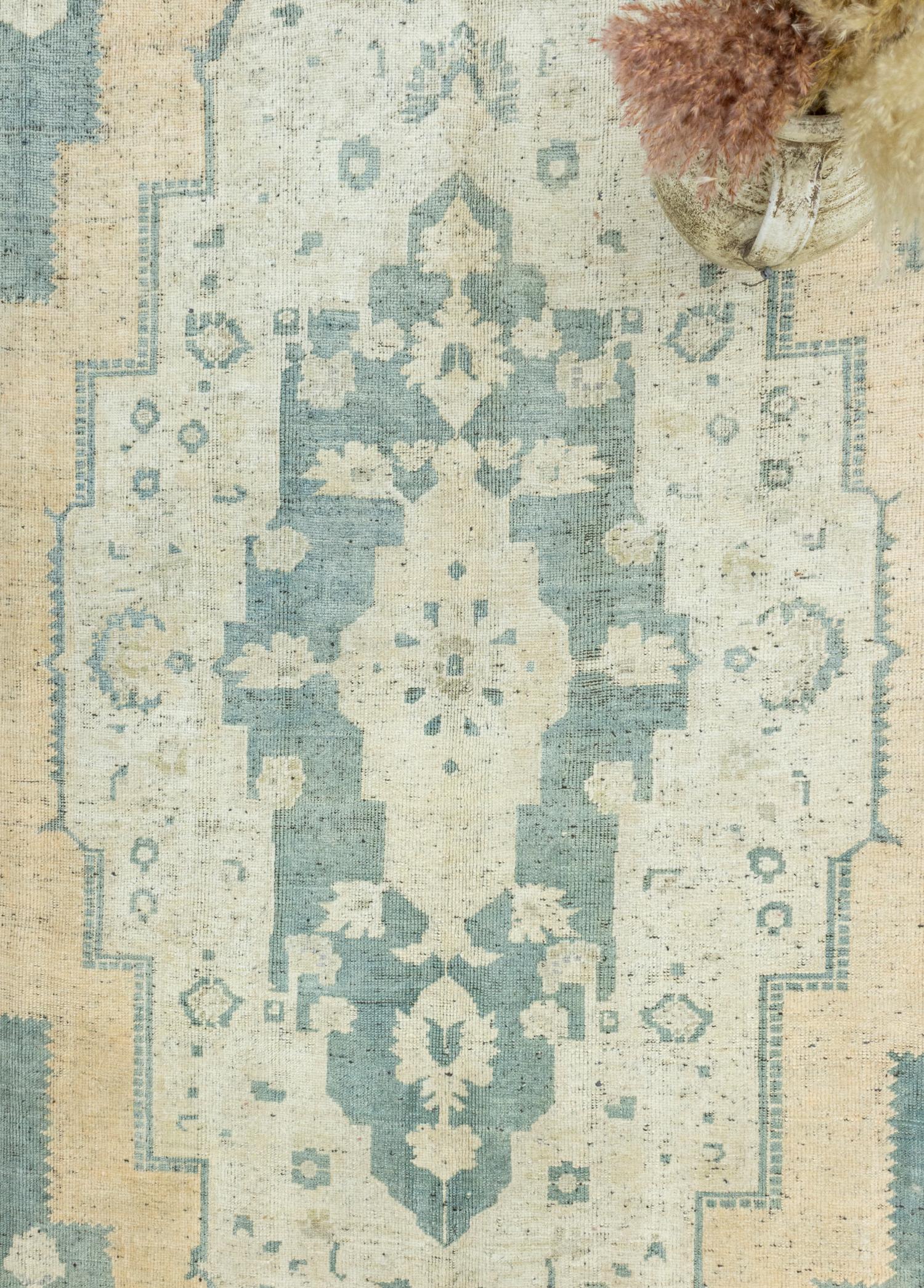 Soho Antiq-Lara Geleneksel El Dokuma Yün Anadolu Halısı 206x373 Cm-Halı-3-Milagron.com