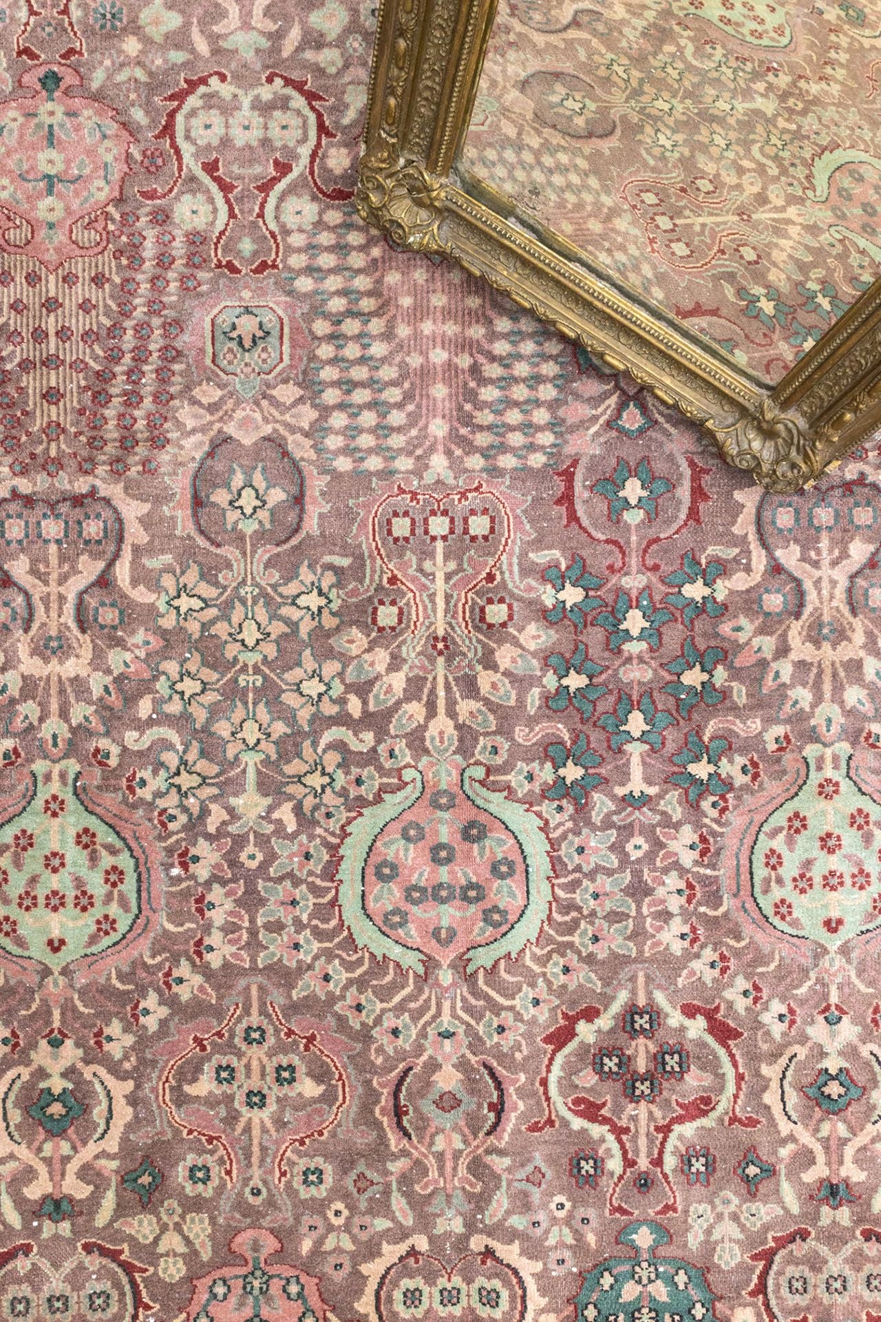 Soho Antiq-Saulet Etnik Figürlü El Dokuma İran Halı 186x286 Cm-Halı-3-Milagron.com