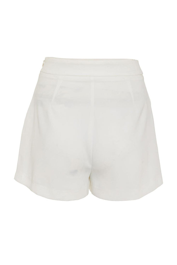 Fickle Hearts | Aine Shorts 7 | Milagron